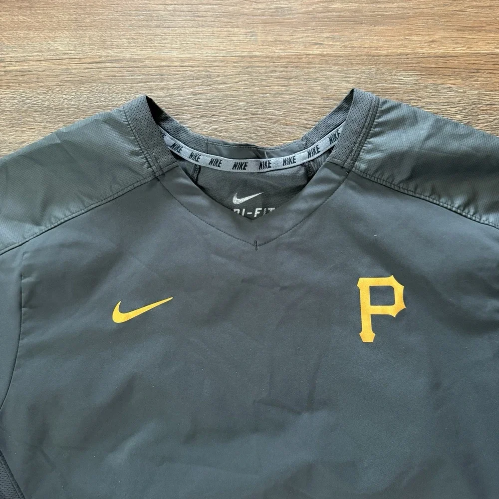 Pittsburgh Pirates‎ Nike Dri Fit Gray Pullover Men's Sz Small V Neck Baseball